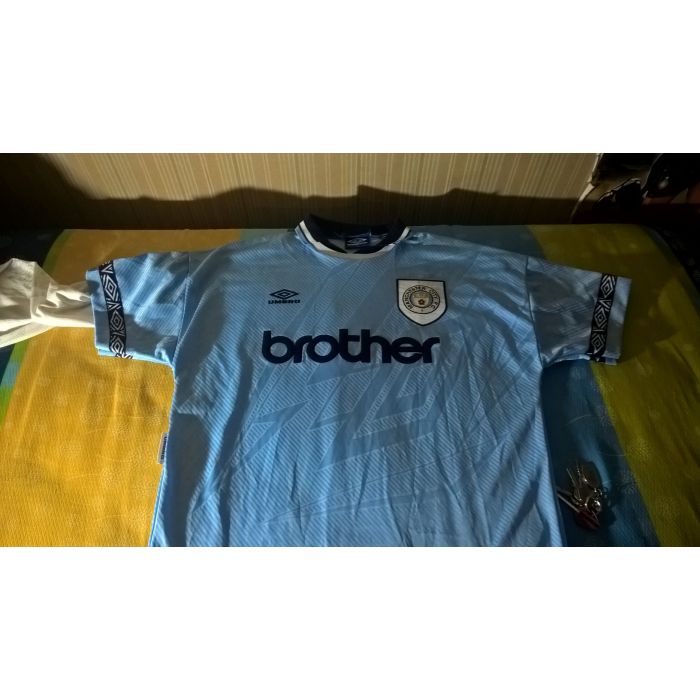 Maglia vintage del Manchester City anni 90 sponsor brother